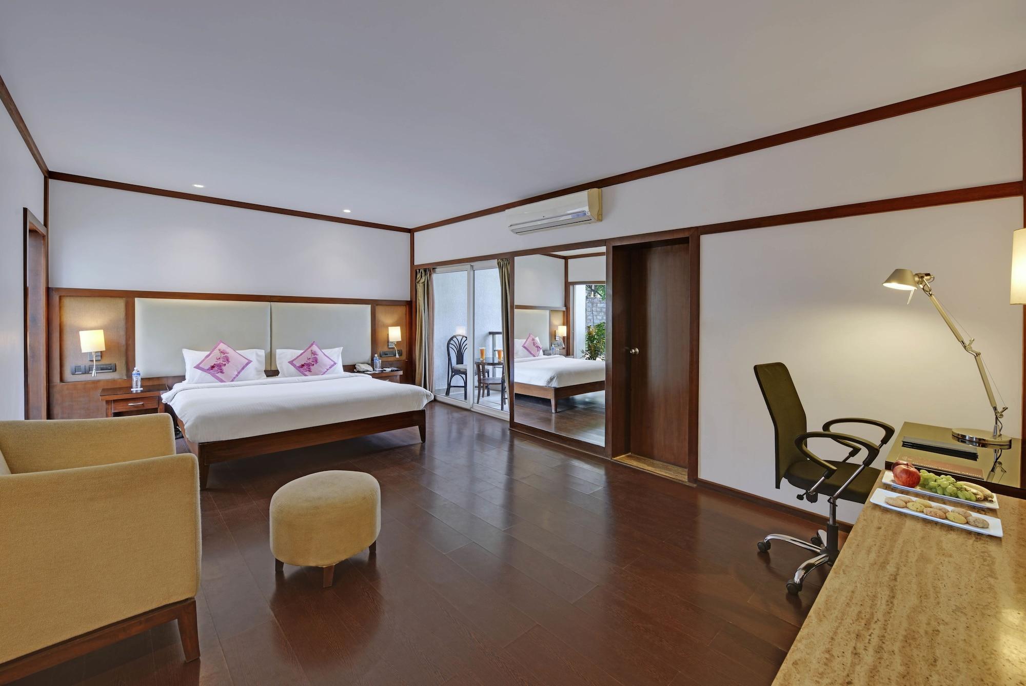 Royal Orchid & Convention Centre, Yelahanka सहारा 4*