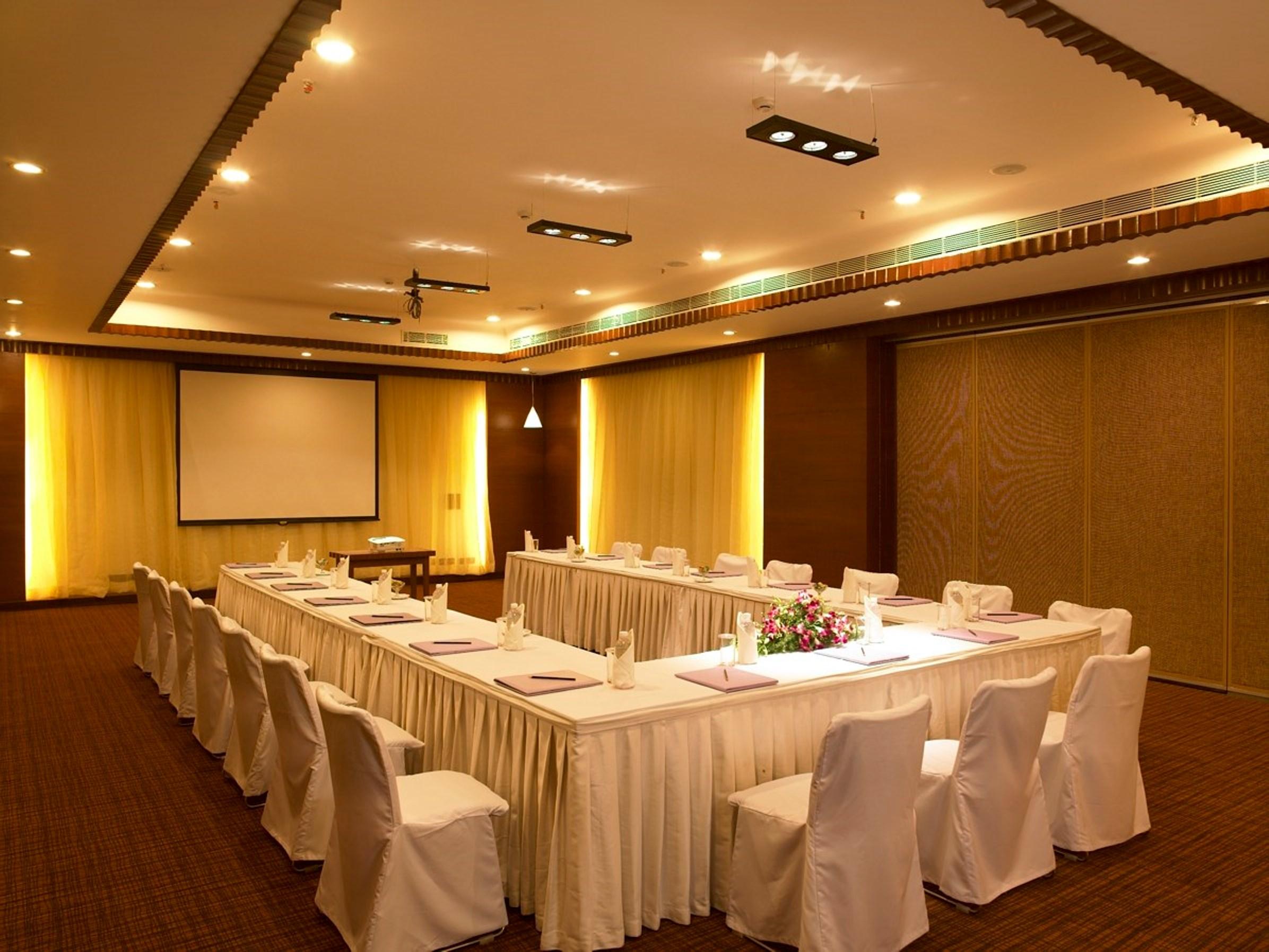 Royal Orchid & Convention Centre, Yelahanka सहारा Bangalore