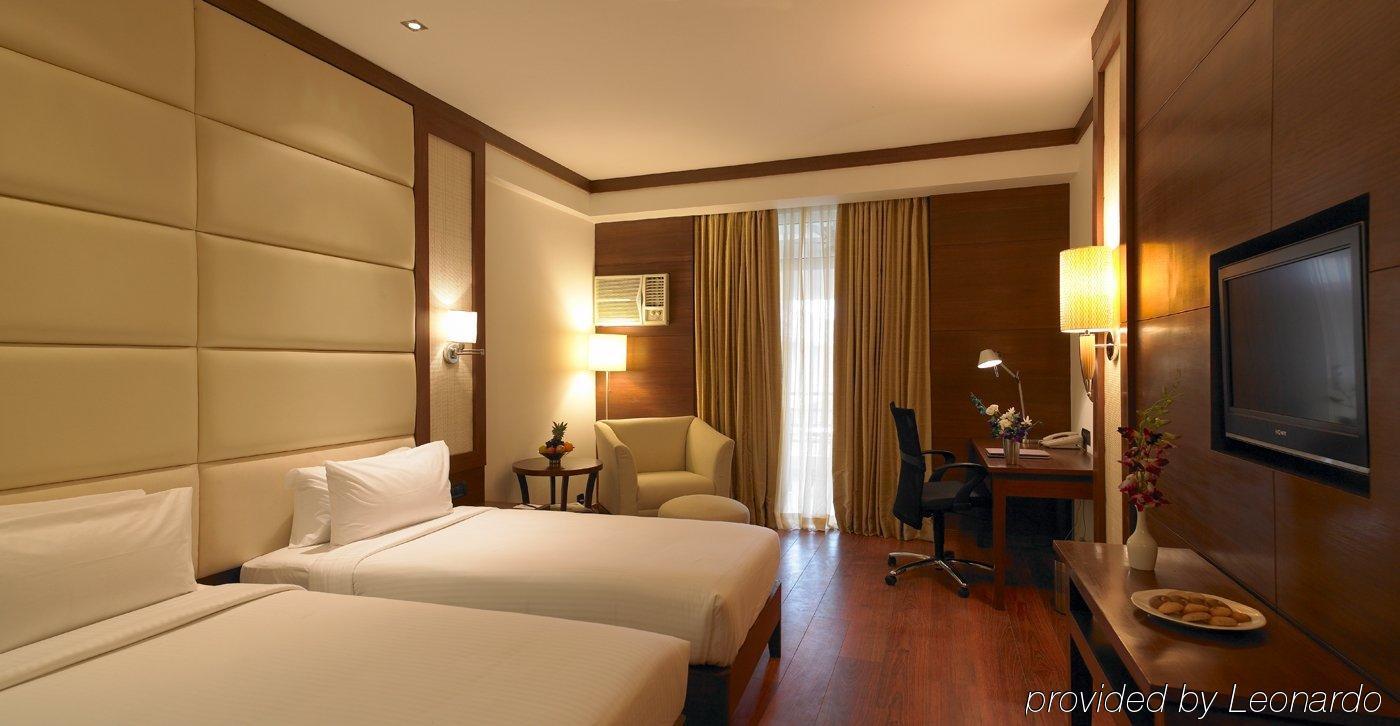 Royal Orchid & Convention Centre, Yelahanka सहारा Bangalore