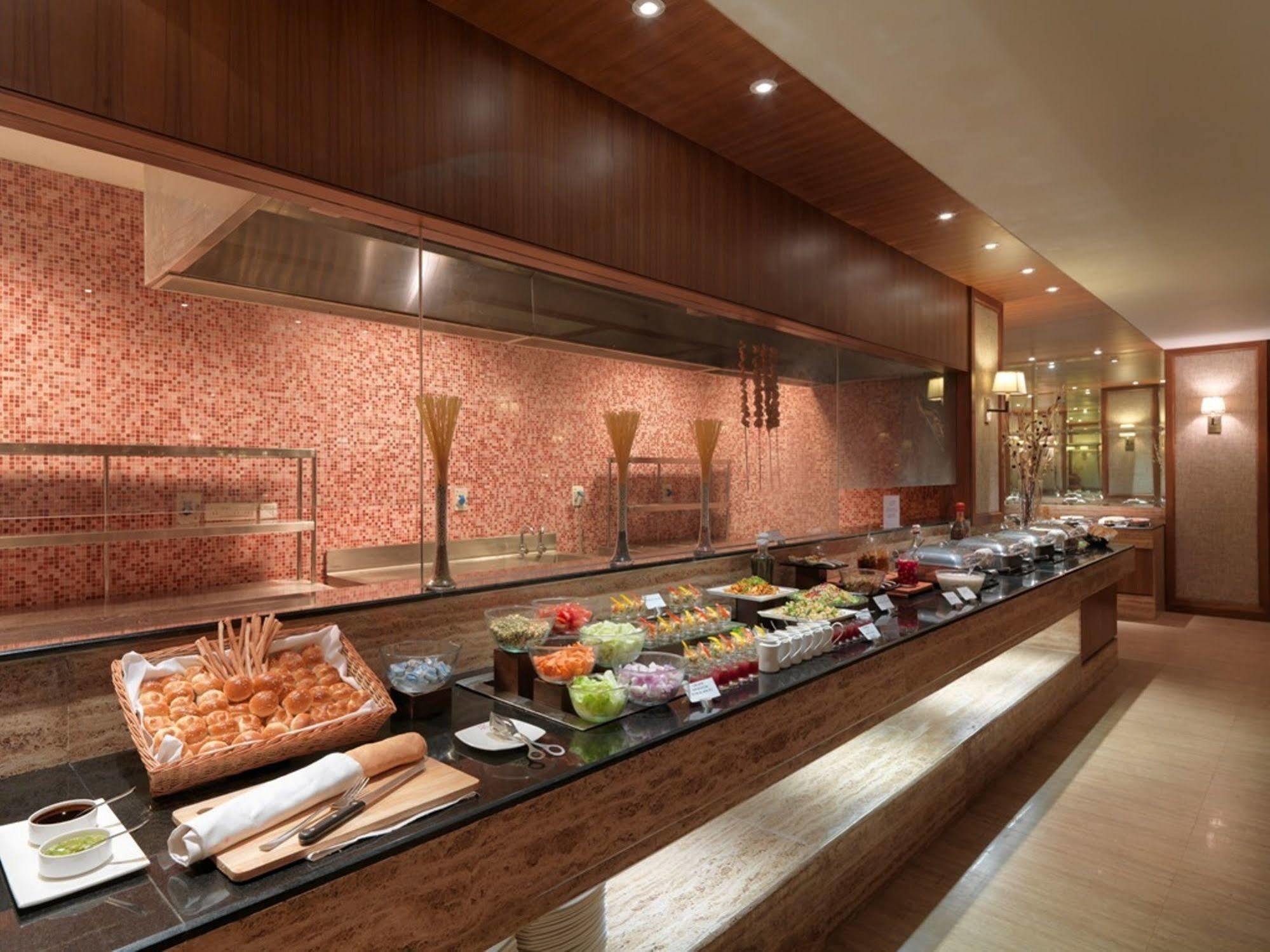 सहारा Royal Orchid & Convention Centre, Yelahanka Bangalore