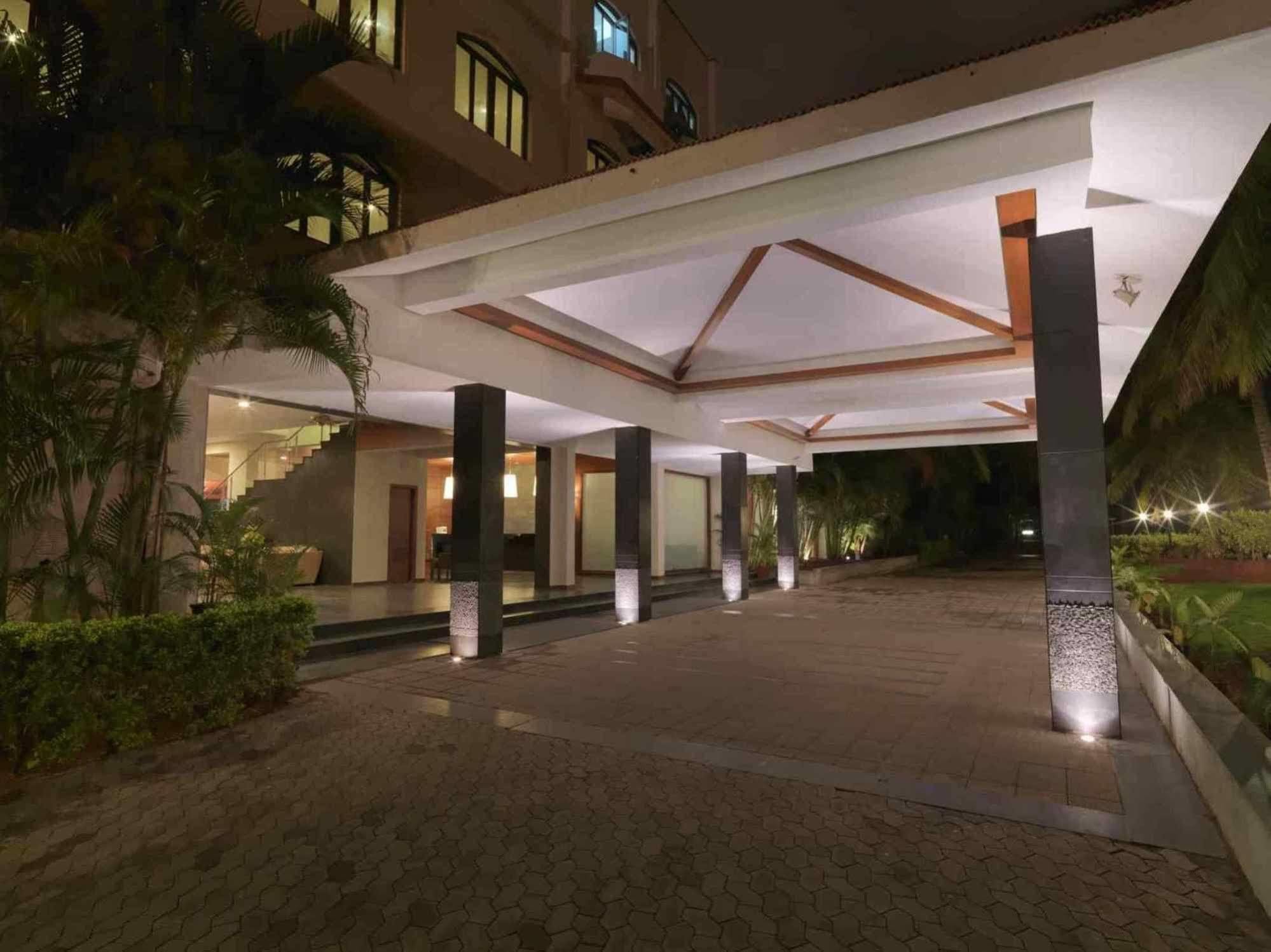 Royal Orchid & Convention Centre, Yelahanka सहारा